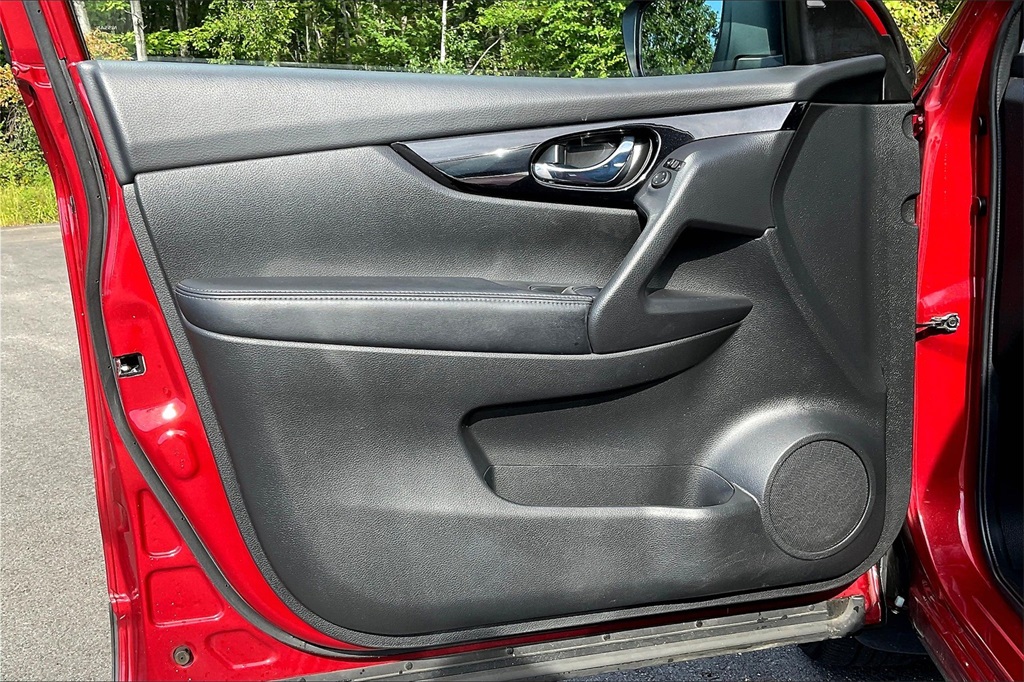 2019 Nissan Rogue Sport SV - Photo 9
