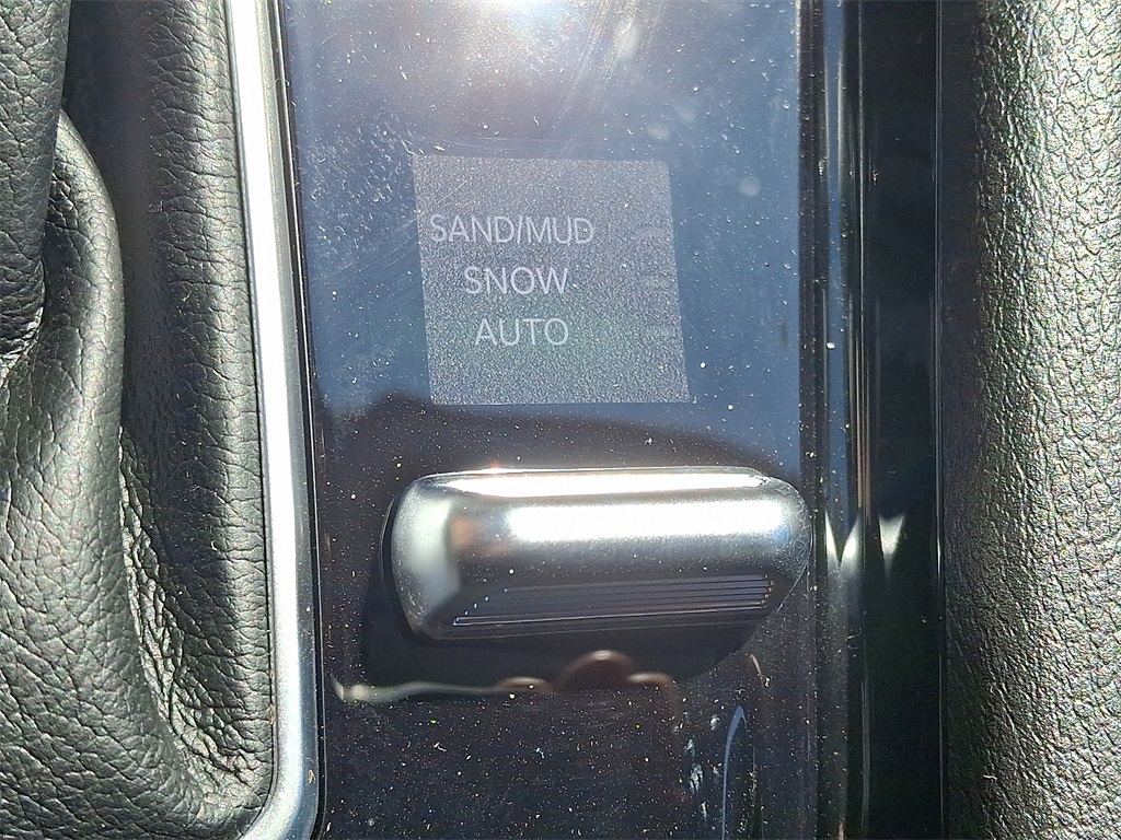 2025 Jeep Compass Limited - Photo 17