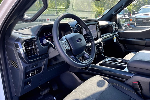 2025 Ford F-150 STX - Photo 7