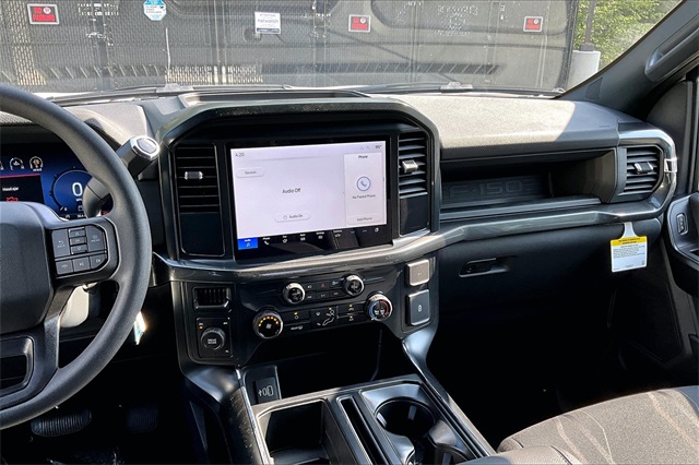 2025 Ford F-150 STX - Photo 8