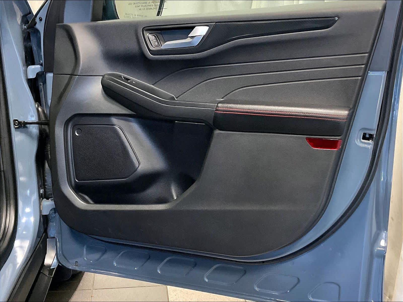 2023 Ford Escape ST-Line Select - Photo 12