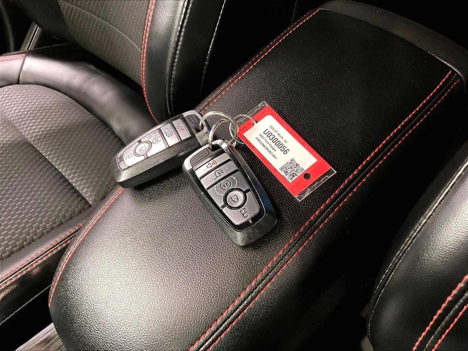 2023 Ford Escape ST-Line Select - Photo 30