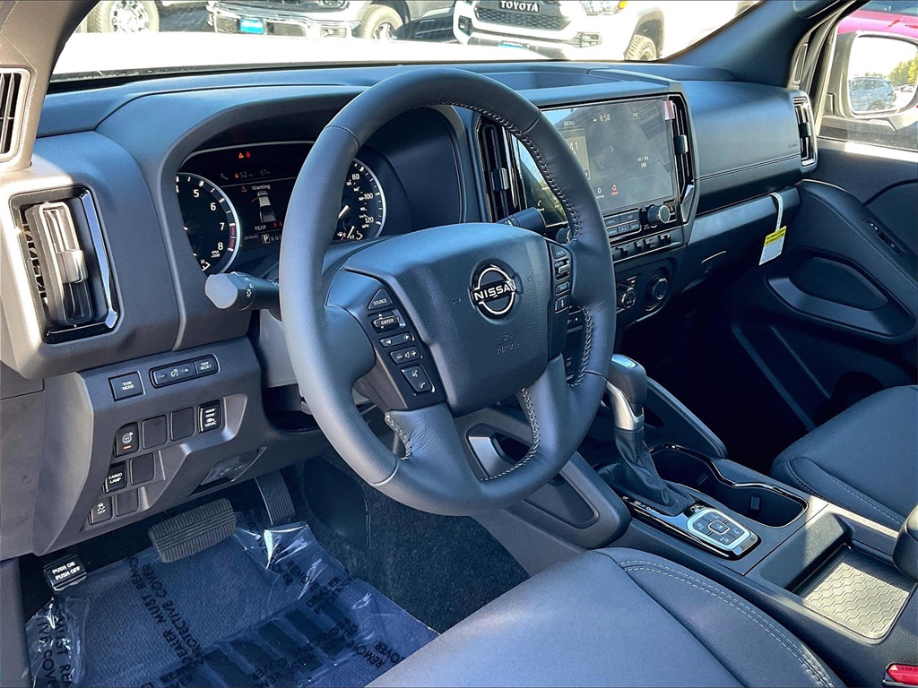 2026 Nissan Frontier SV - Photo 9