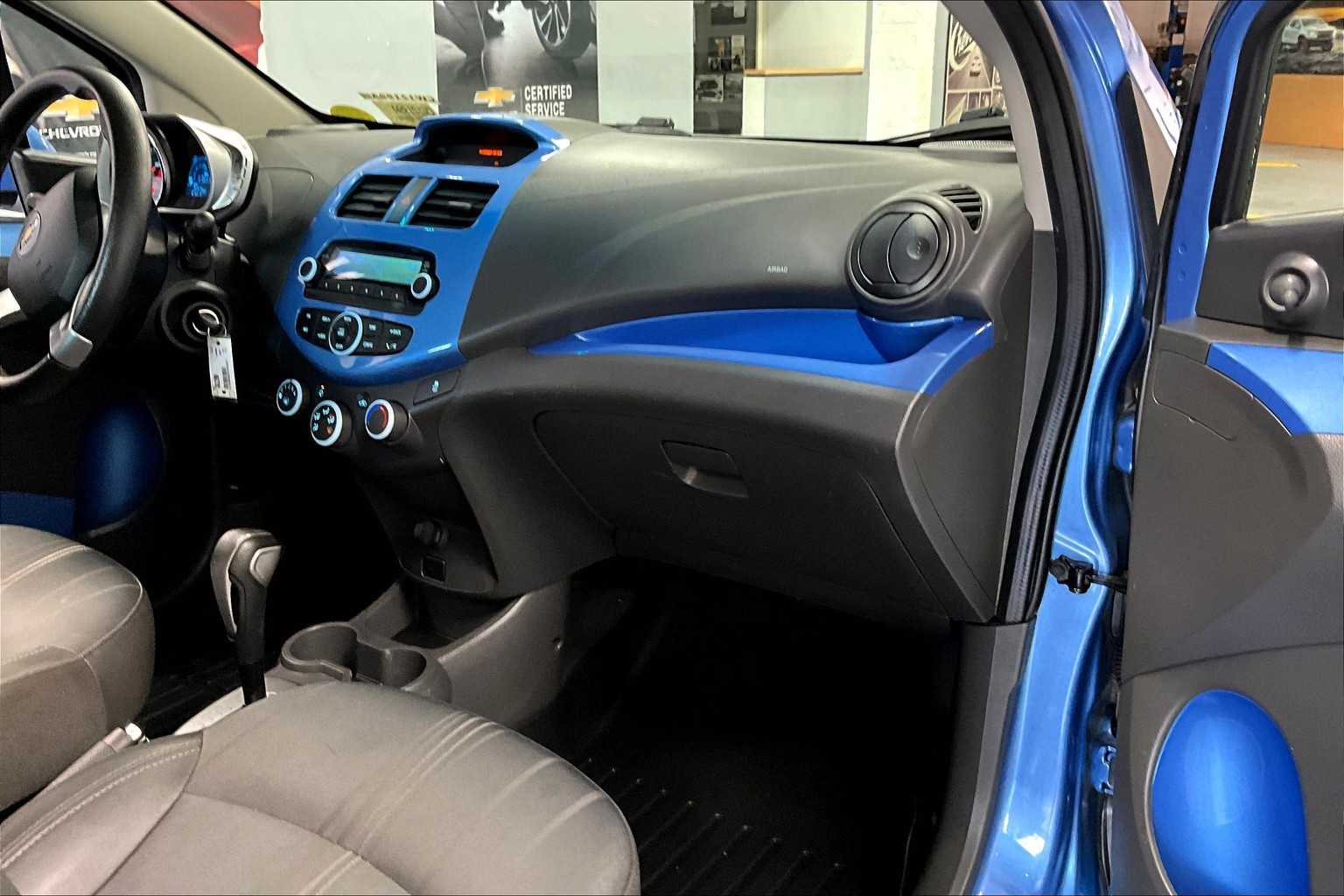 2014 Chevrolet Spark LS - Photo 12