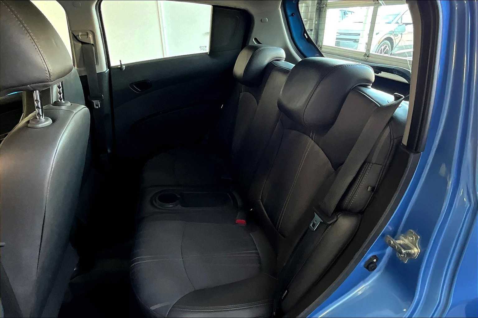 2014 Chevrolet Spark LS - Photo 14