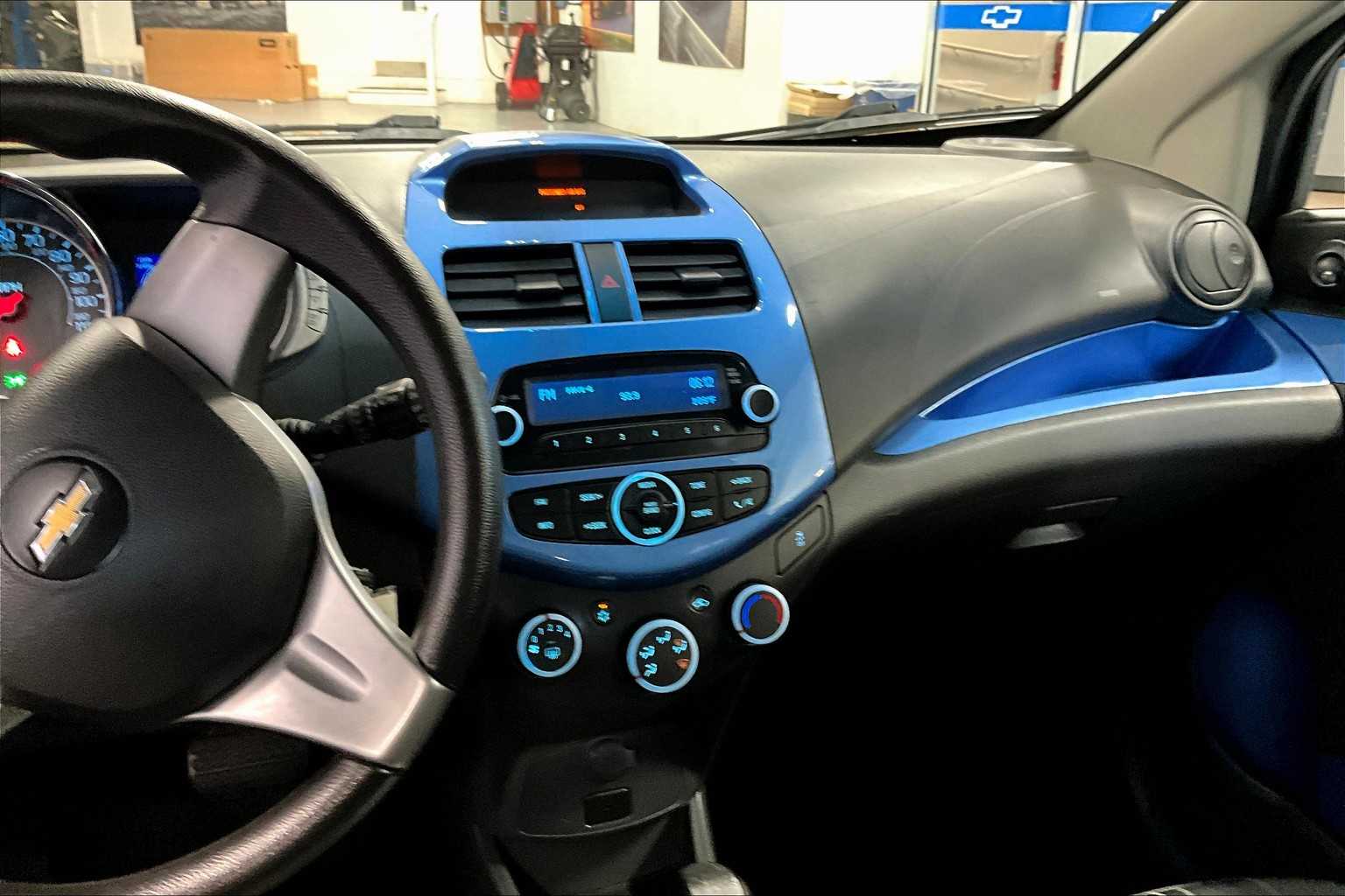 2014 Chevrolet Spark LS - Photo 17