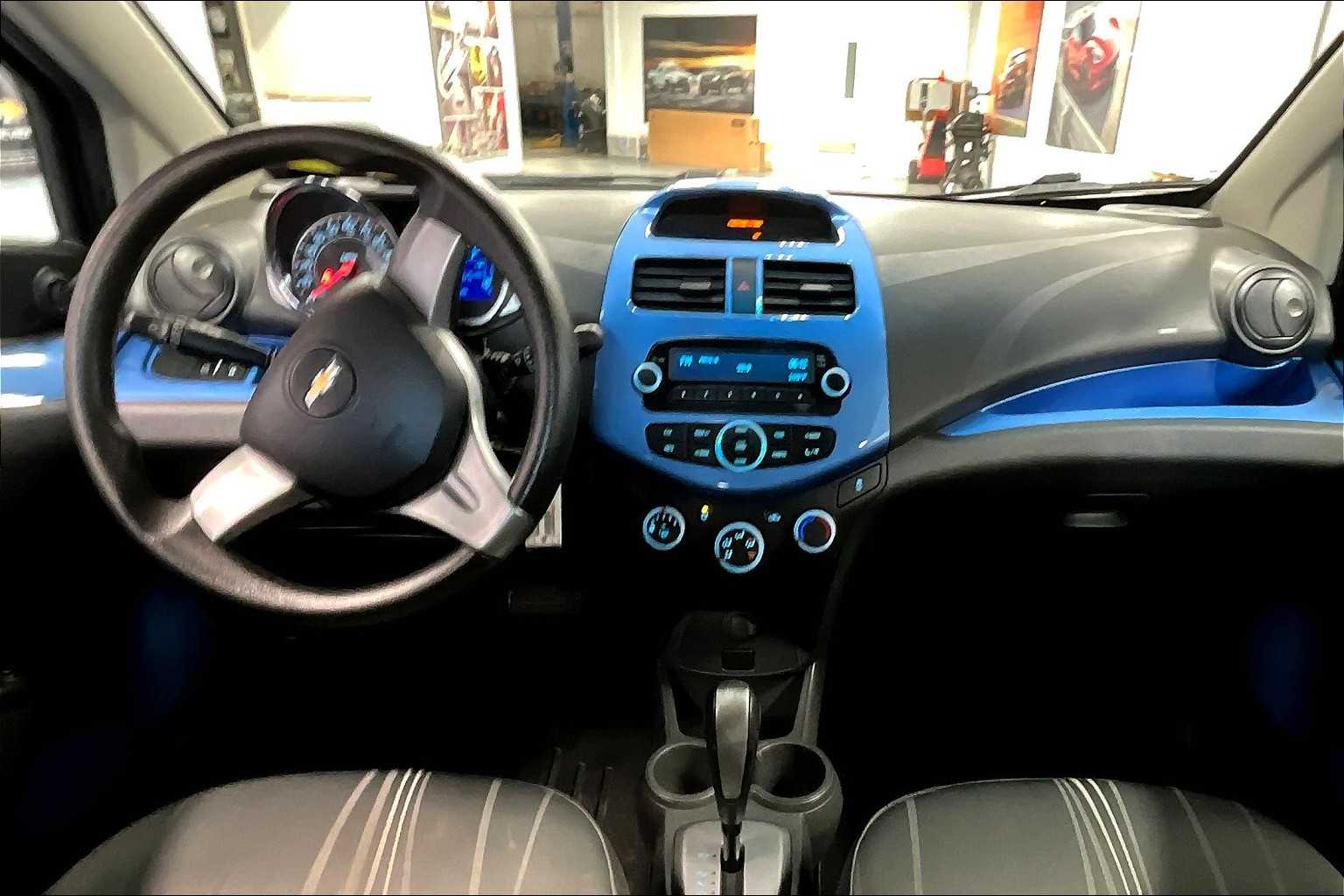 2014 Chevrolet Spark LS - Photo 19