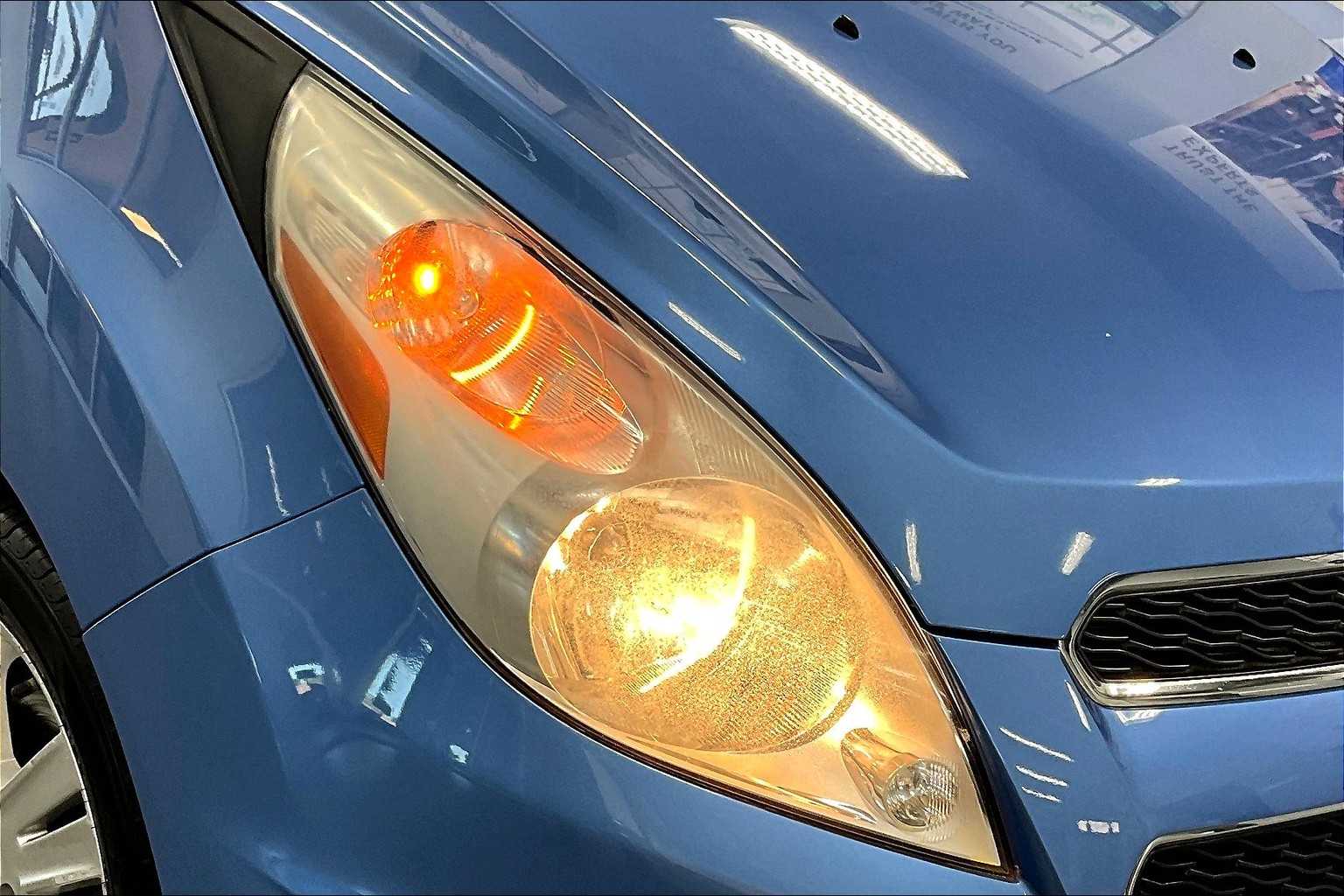 2014 Chevrolet Spark LS - Photo 27