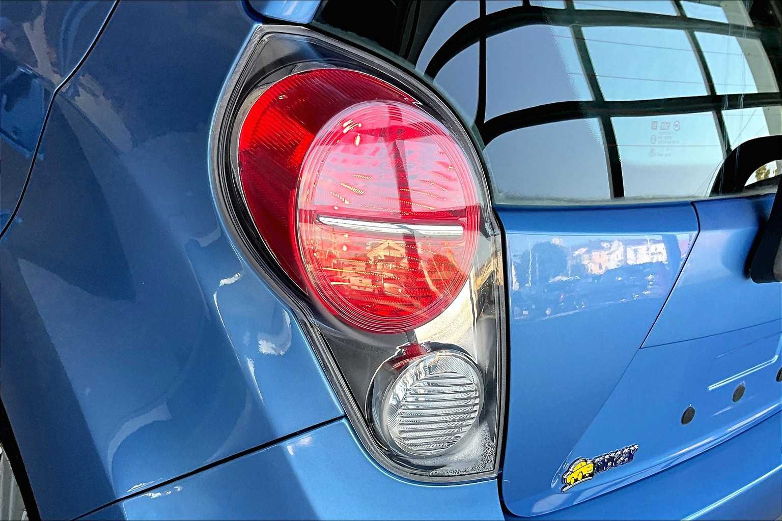 2014 Chevrolet Spark LS - Photo 28