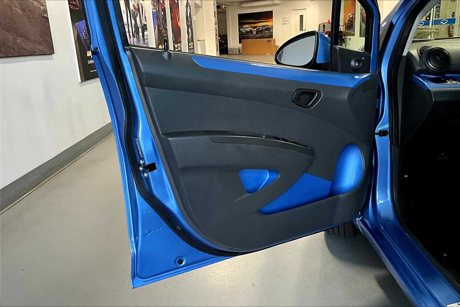 2014 Chevrolet Spark LS - Photo 8