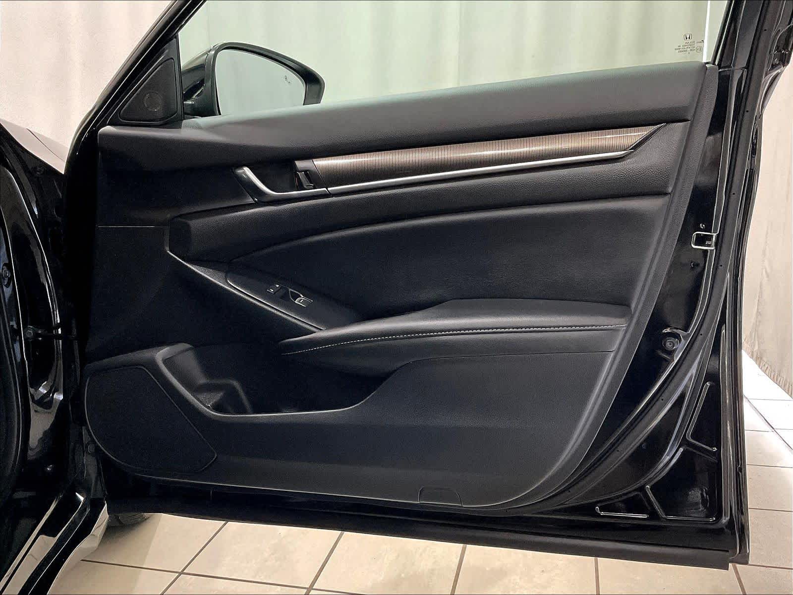 2022 Honda Accord Sport - Photo 12