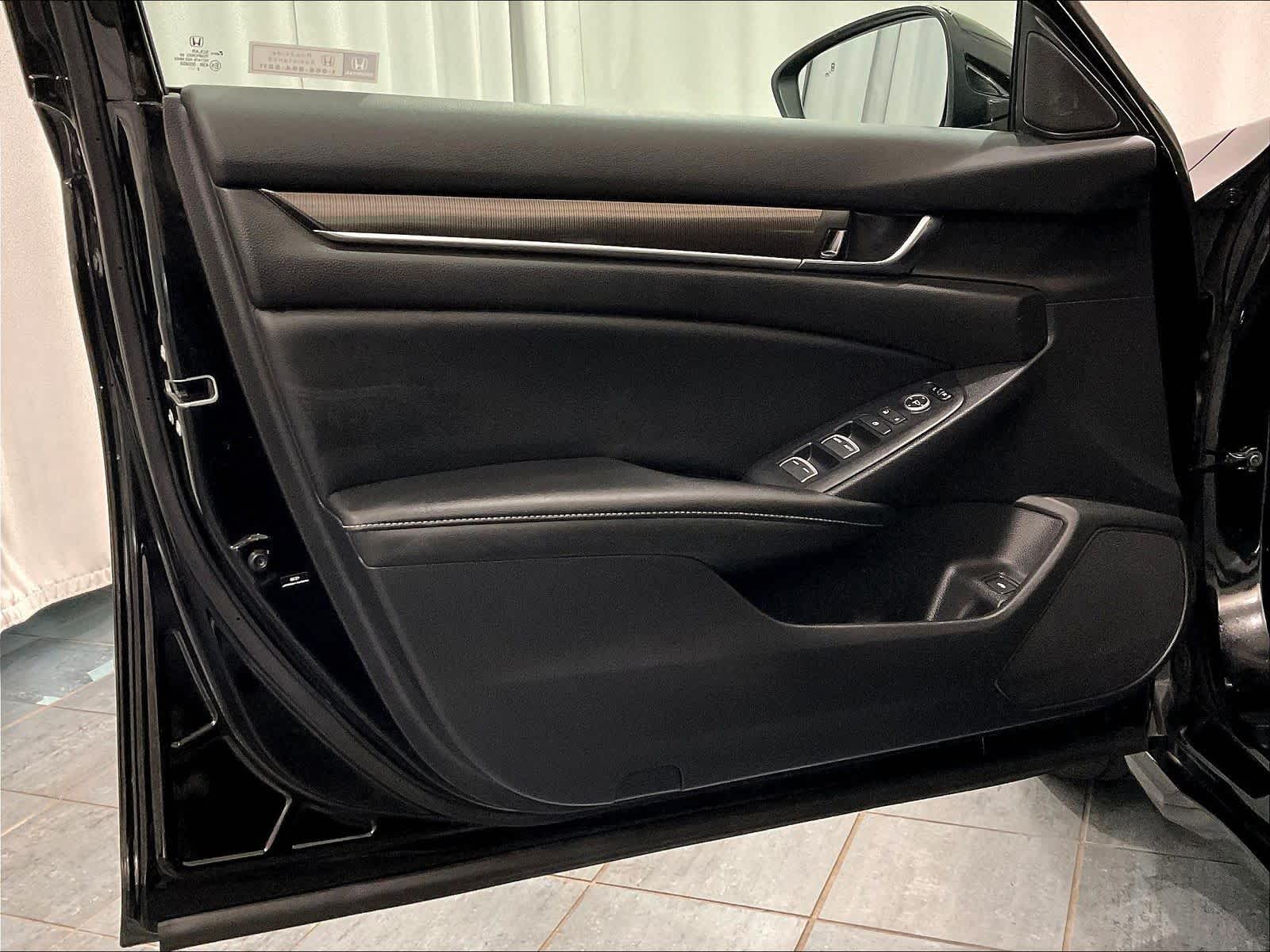 2022 Honda Accord Sport - Photo 9