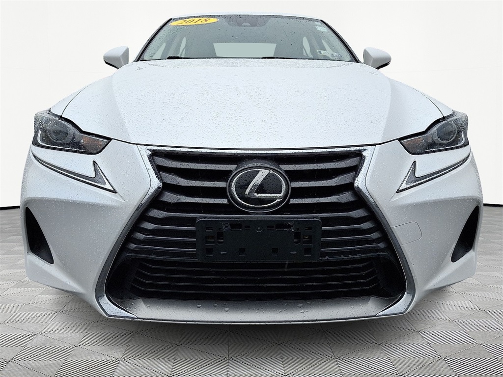 2018 Lexus IS 300 - Photo 2