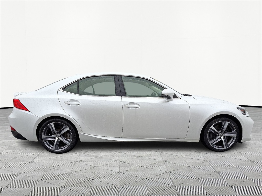 2018 Lexus IS 300 - Photo 7