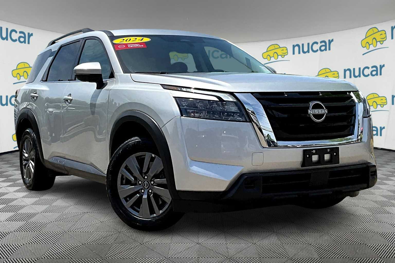 2024 Nissan Pathfinder SV