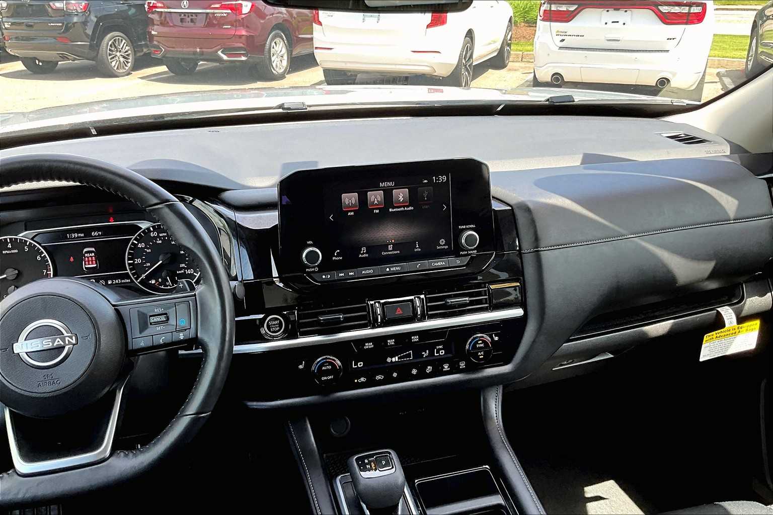 2024 Nissan Pathfinder SV - Photo 19