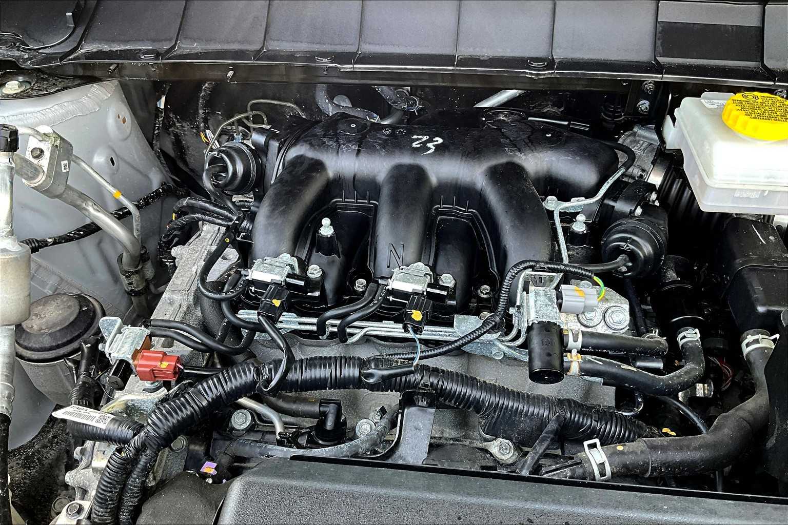 2024 Nissan Pathfinder SV - Photo 34
