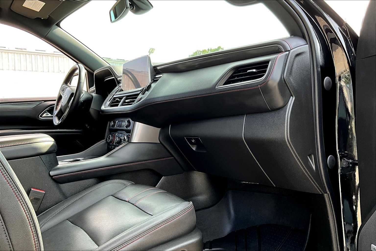 2022 Chevrolet Tahoe RST - Photo 14