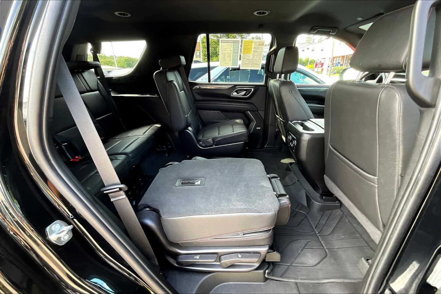 2022 Chevrolet Tahoe RST - Photo 16