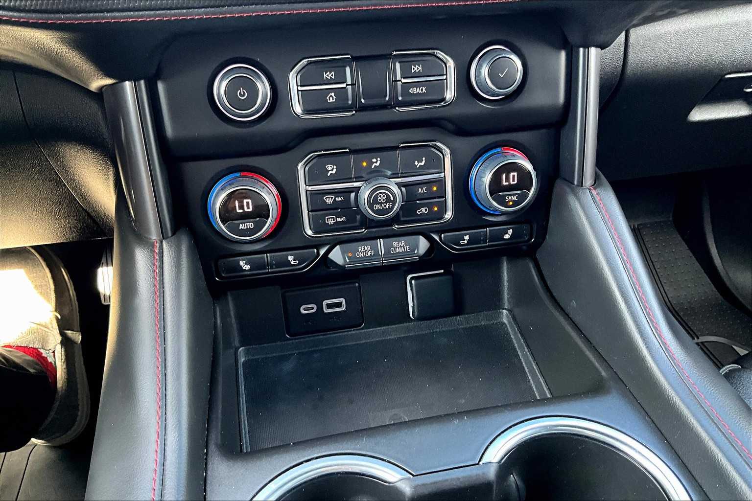 2022 Chevrolet Tahoe RST - Photo 26