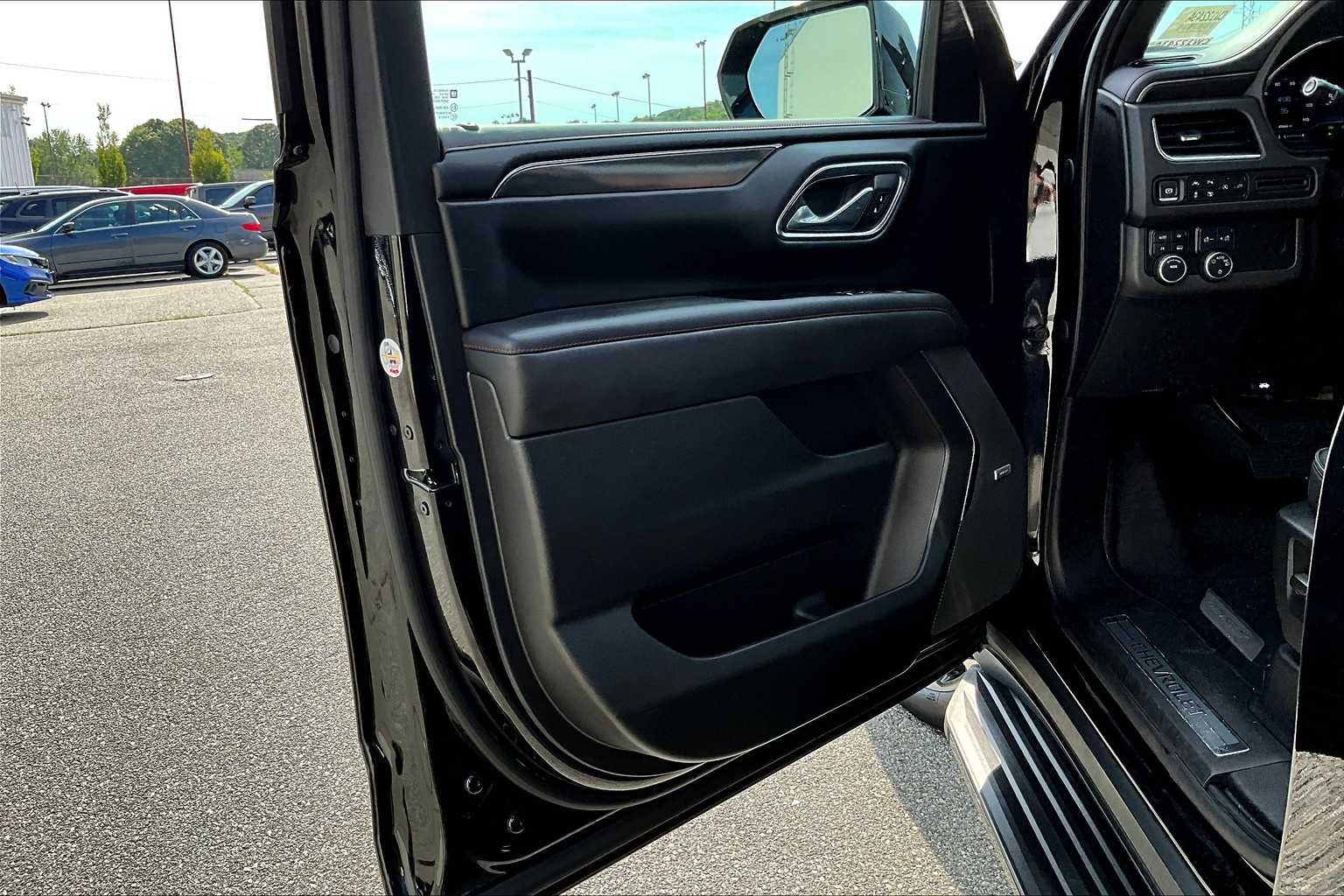 2022 Chevrolet Tahoe RST - Photo 9