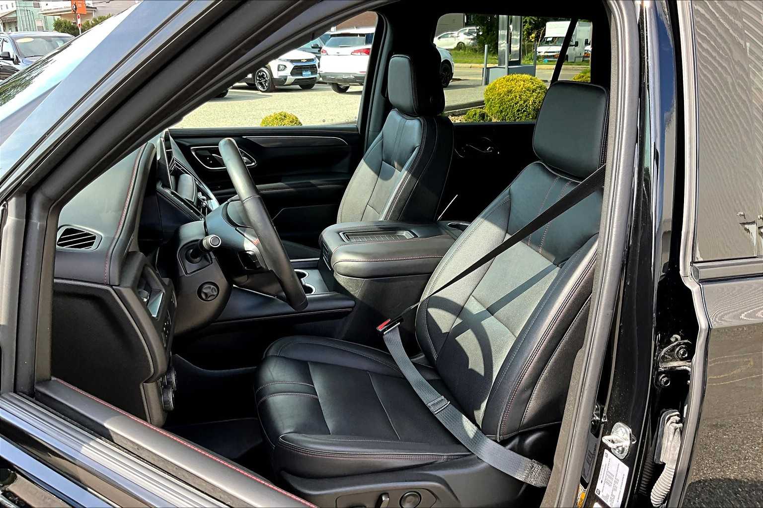 2022 Chevrolet Tahoe RST - Photo 10