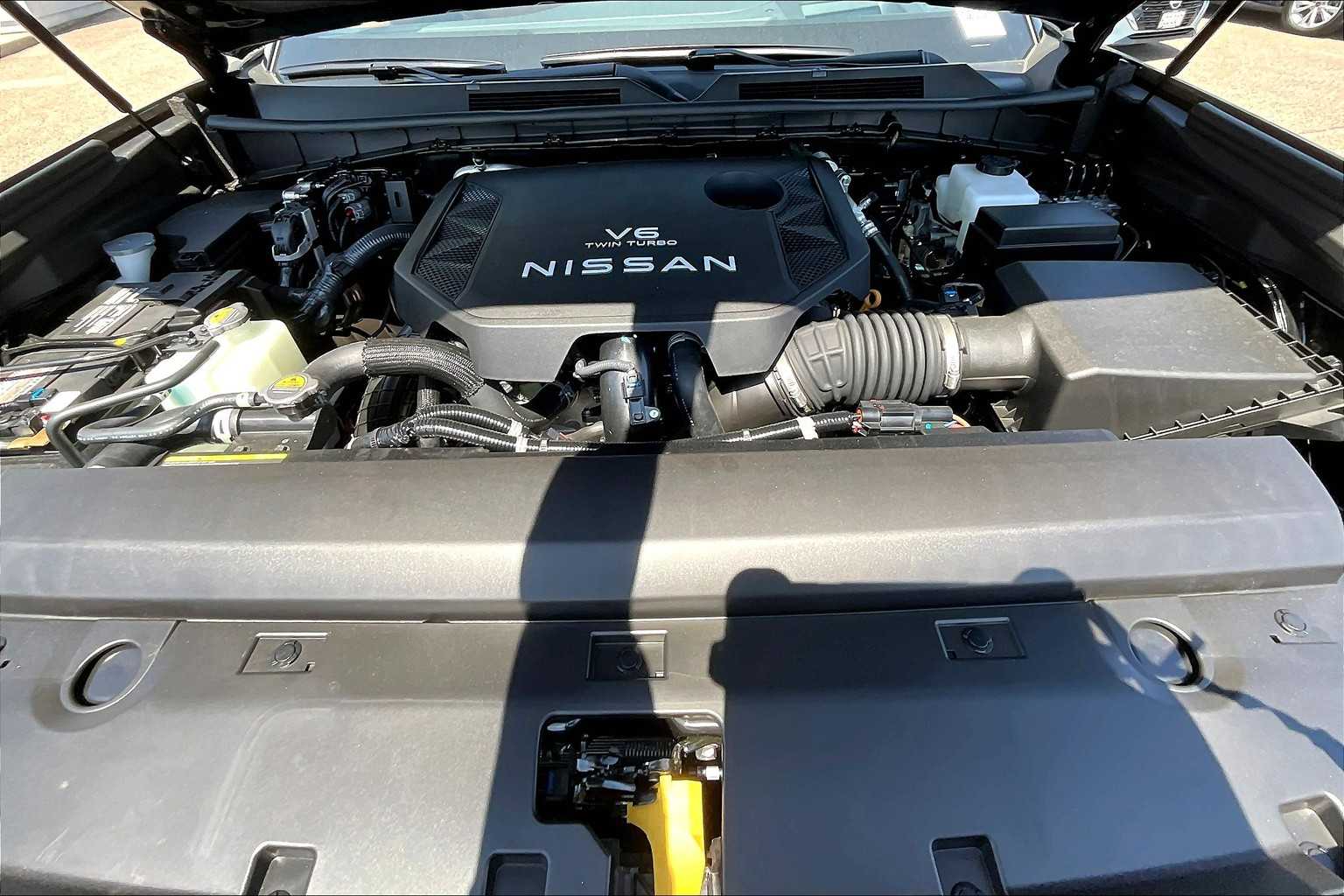 2025 Nissan Armada SL - Photo 15