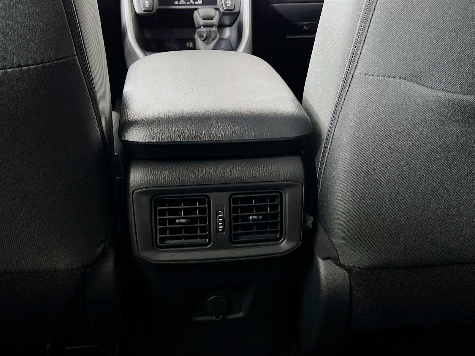 2025 Toyota RAV4 LE - Photo 14