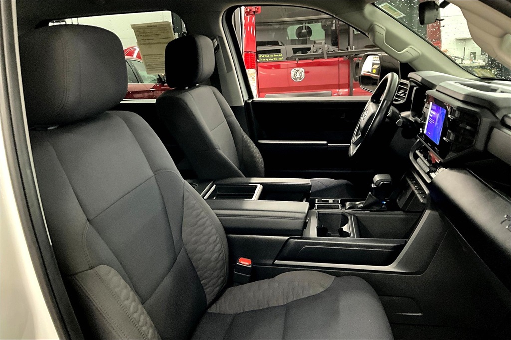2022 Toyota Tundra SR - Photo 11