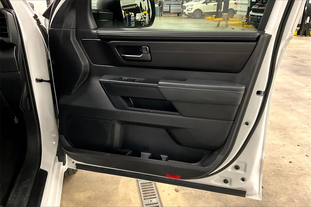 2022 Toyota Tundra SR - Photo 12