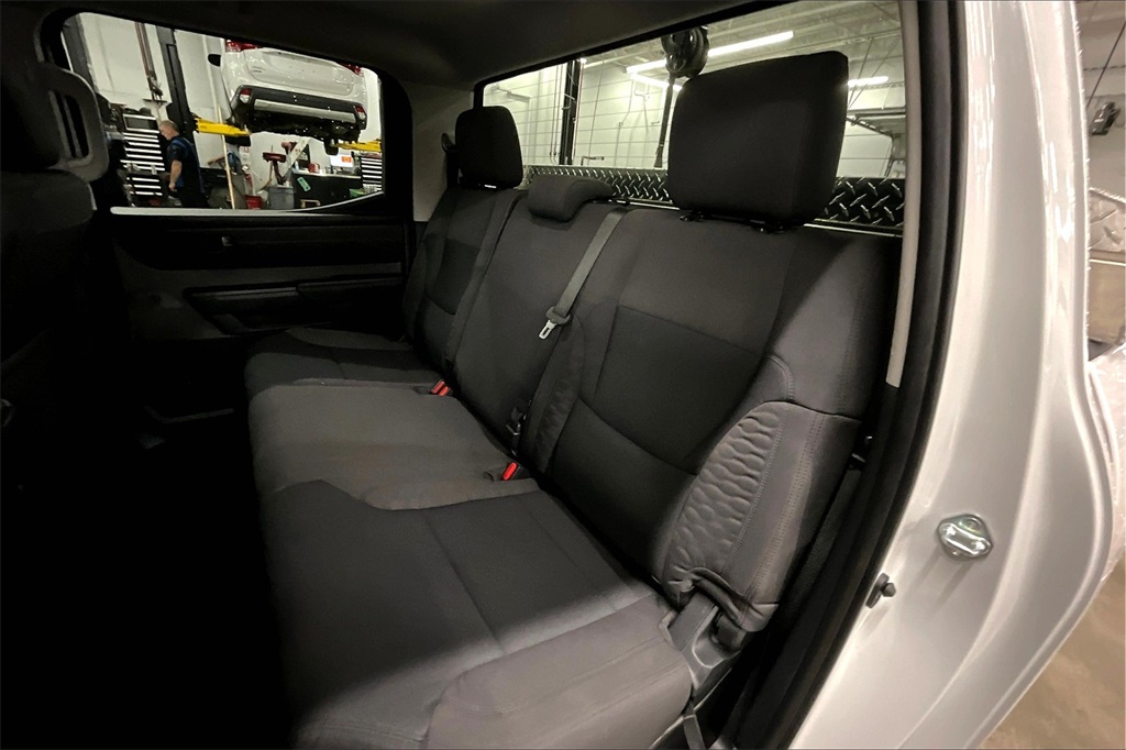 2022 Toyota Tundra SR - Photo 15