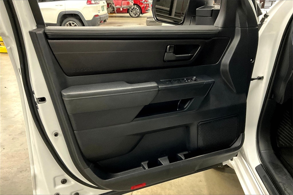 2022 Toyota Tundra SR - Photo 9