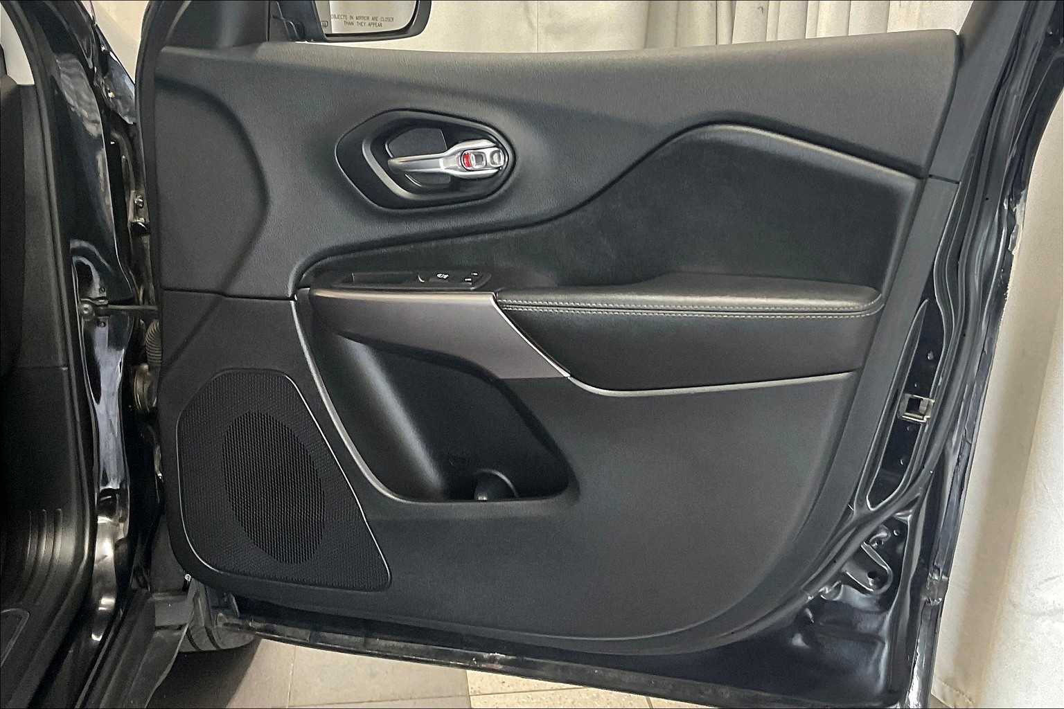 2019 Jeep Cherokee Limited - Photo 12