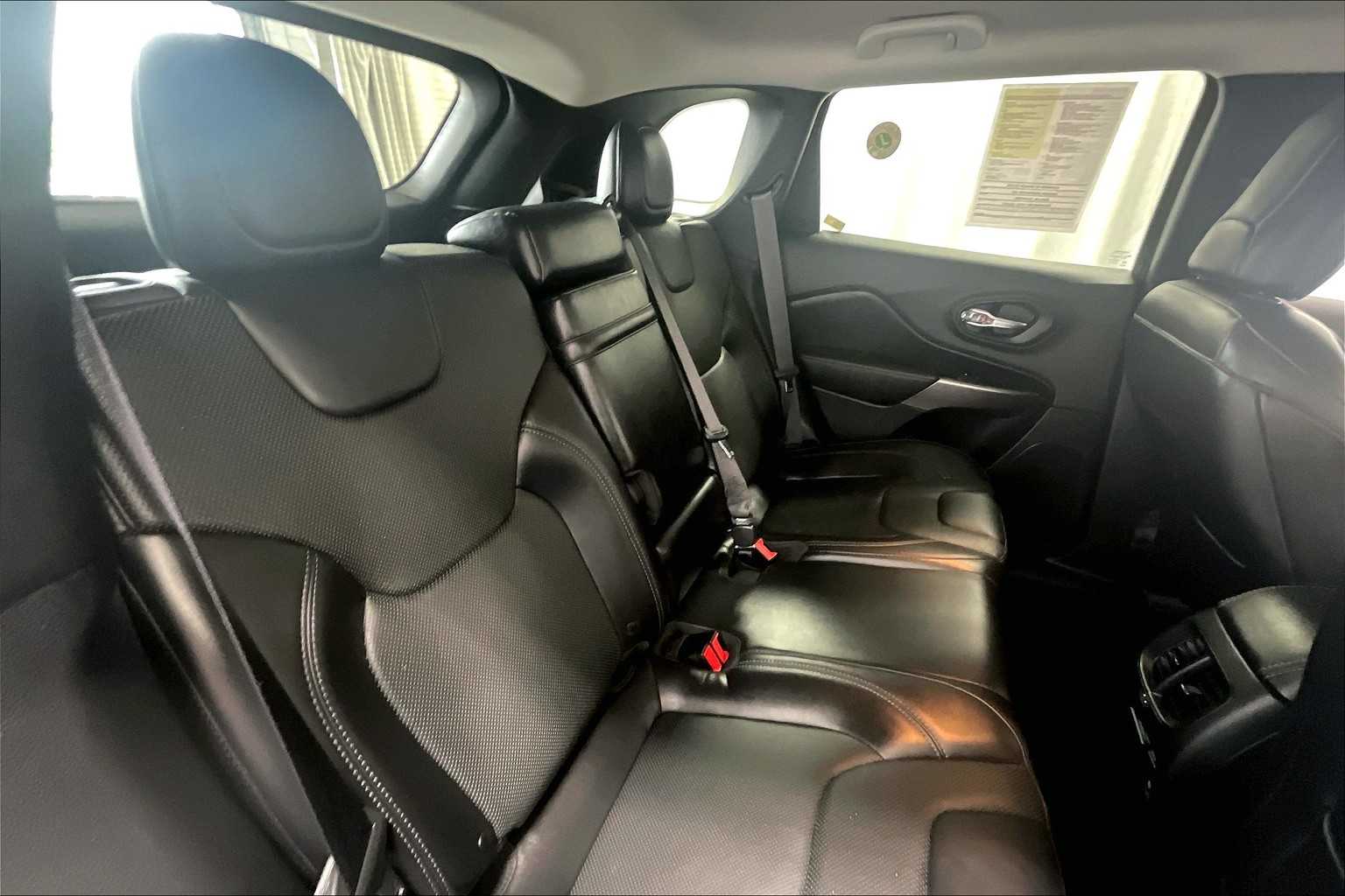 2019 Jeep Cherokee Limited - Photo 16