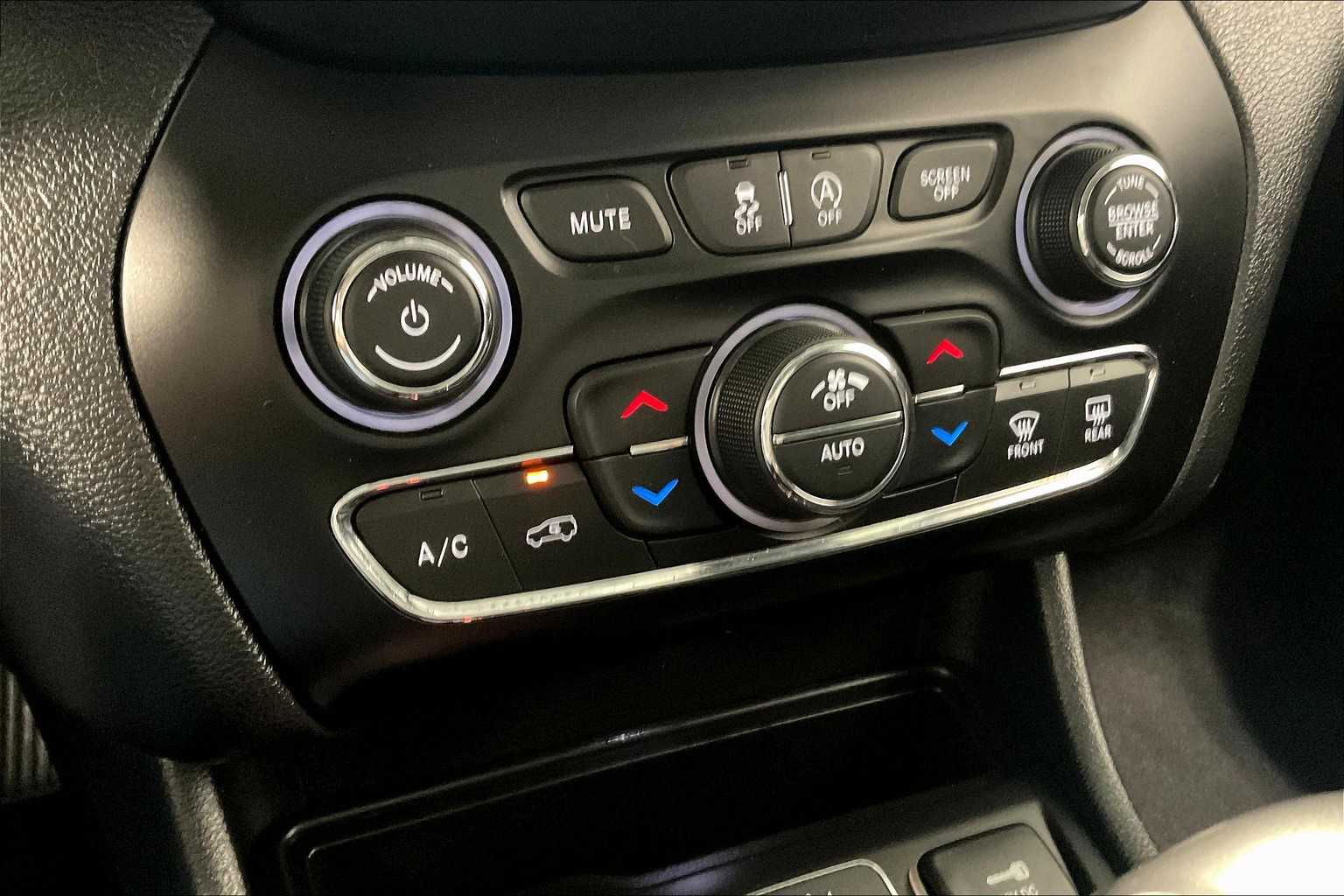 2019 Jeep Cherokee Limited - Photo 25