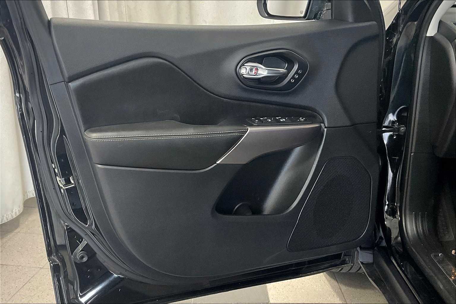 2019 Jeep Cherokee Limited - Photo 9