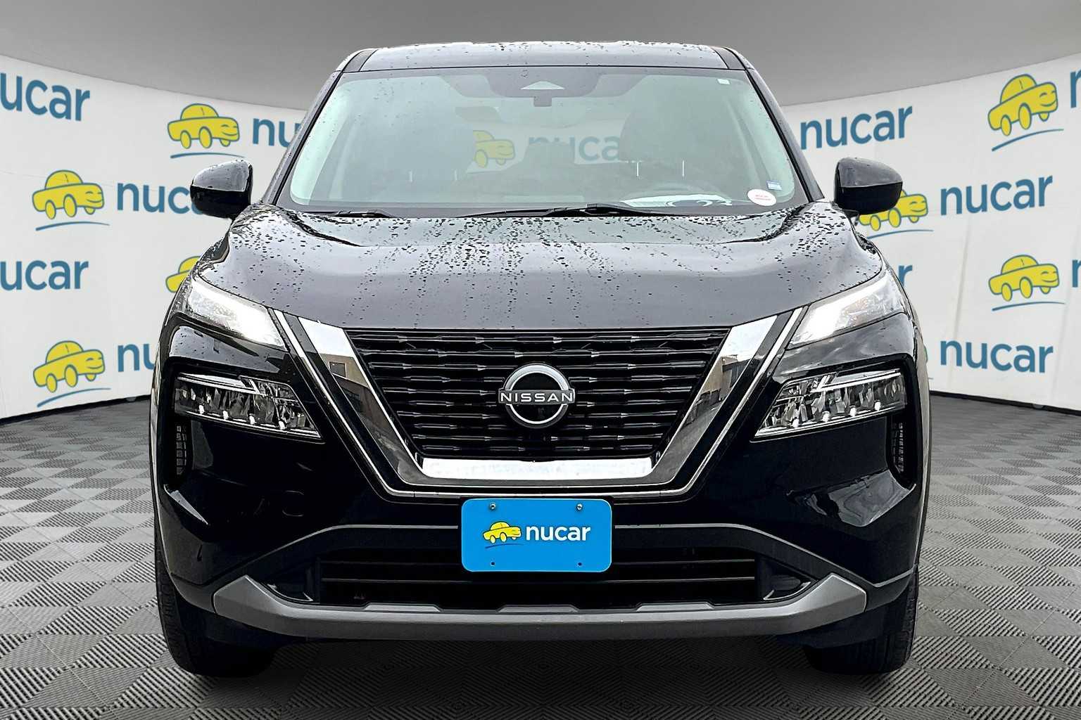2023 Nissan Rogue SV - Photo 2