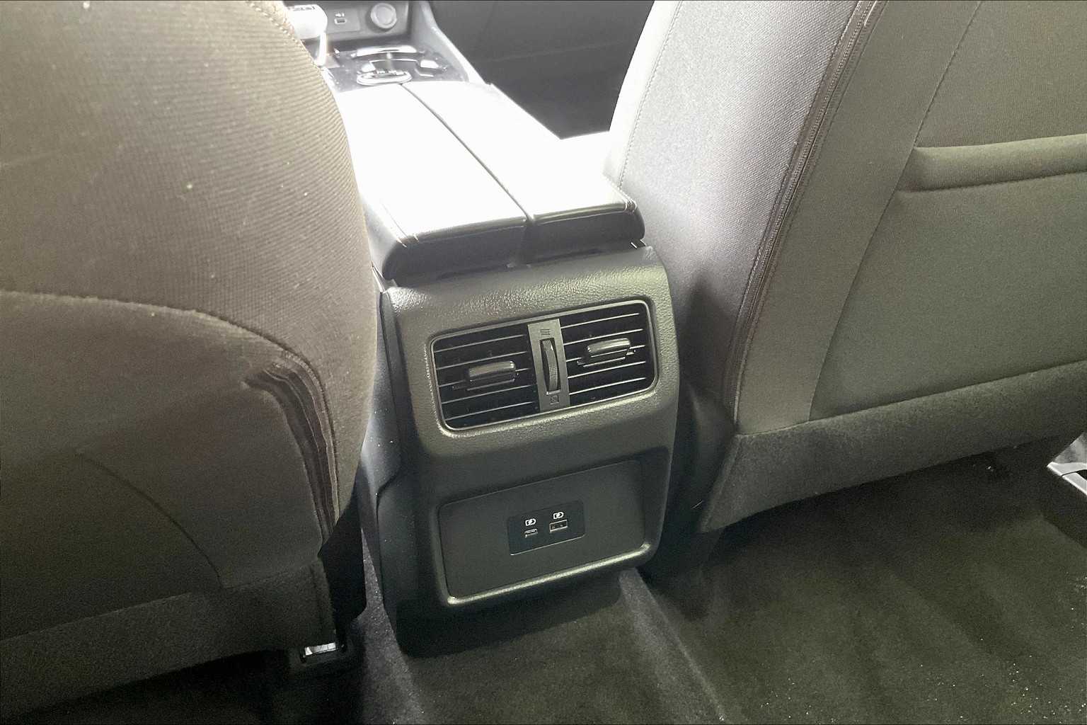 2023 Nissan Rogue SV - Photo 27