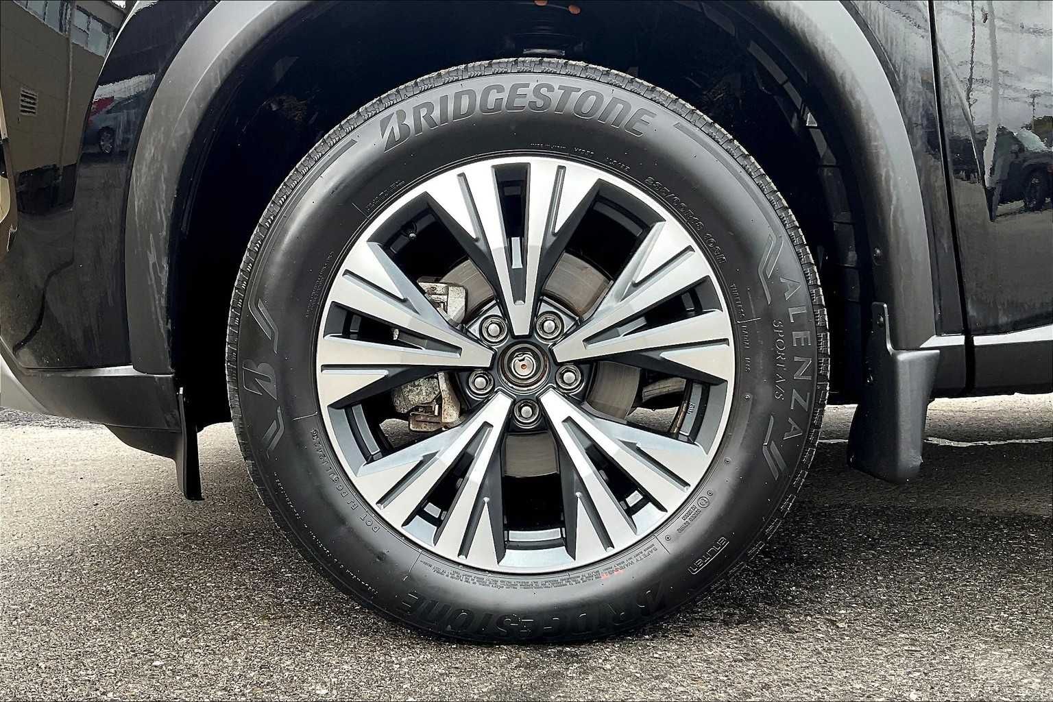 2023 Nissan Rogue SV - Photo 7