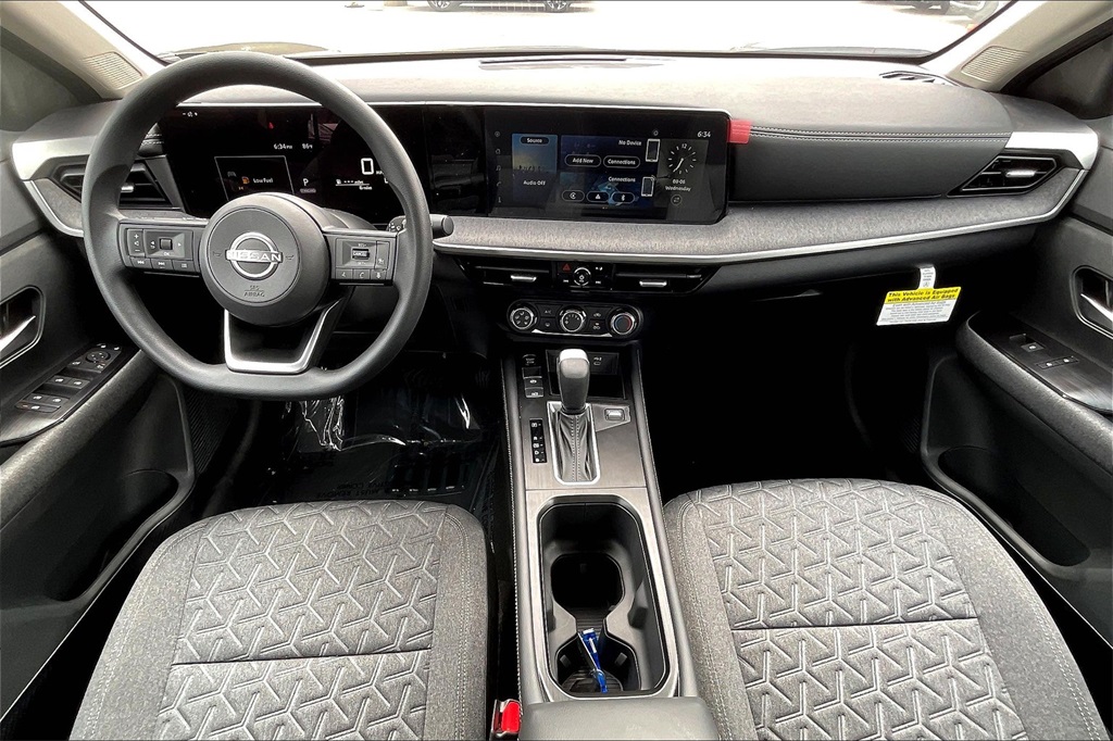 2025 Nissan Kicks SV - Photo 12