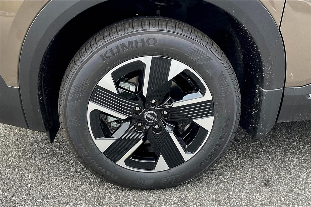 2025 Nissan Kicks SV - Photo 8
