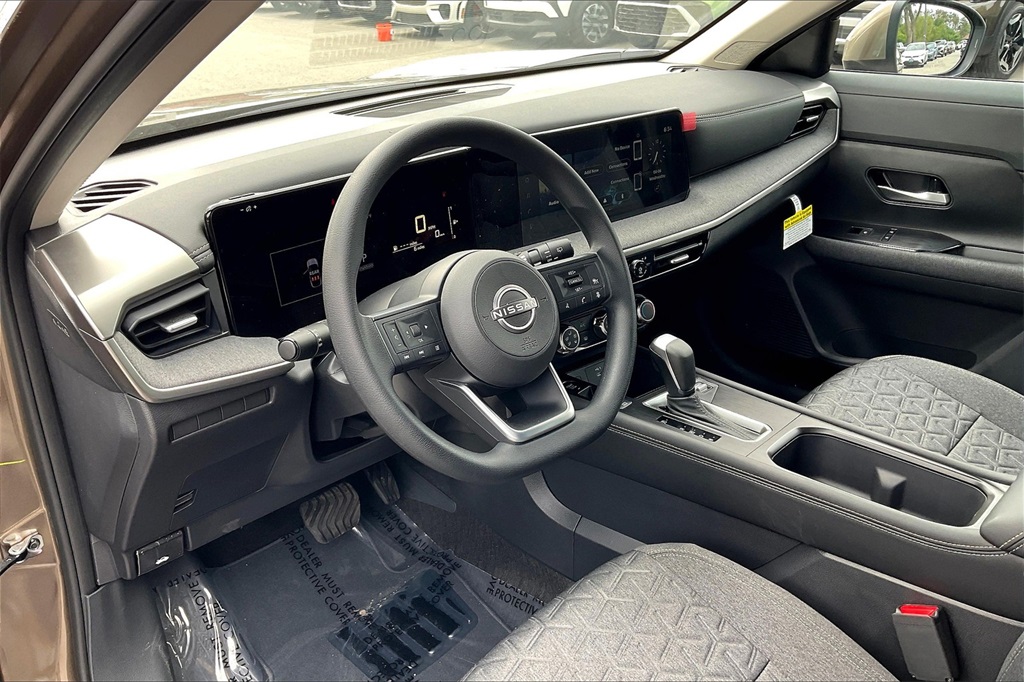 2025 Nissan Kicks SV - Photo 9