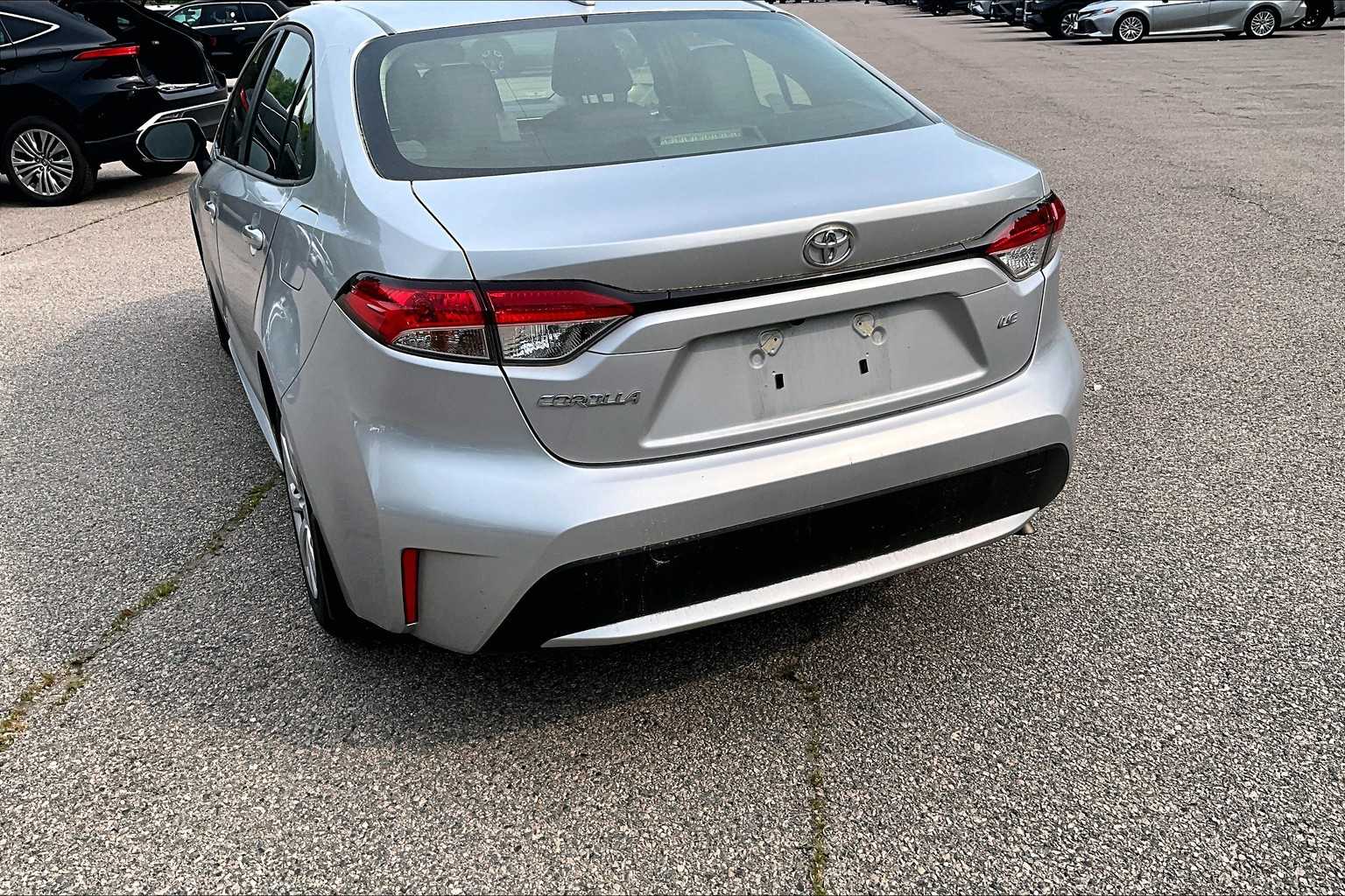 2022 Toyota Corolla LE - Photo 7
