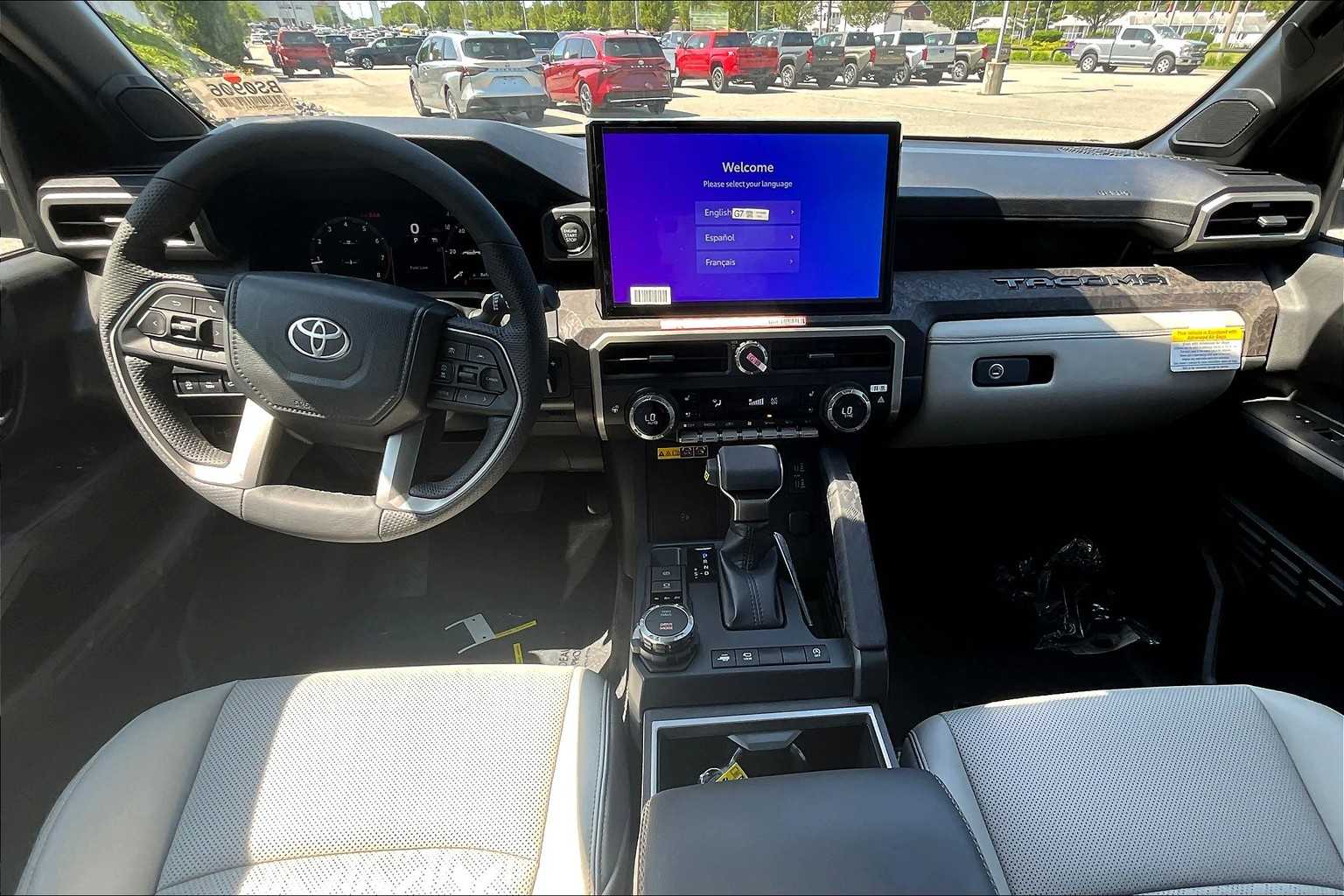 2025 Toyota Tacoma Limited - Photo 12
