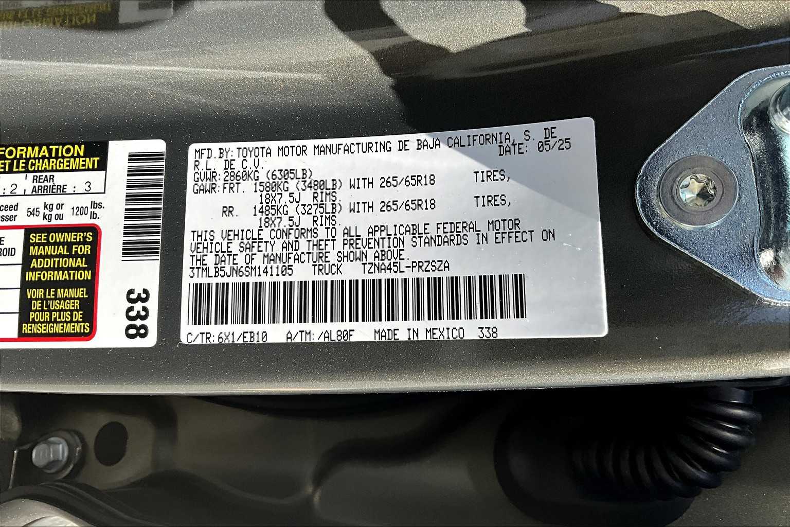 2025 Toyota Tacoma Limited - Photo 17