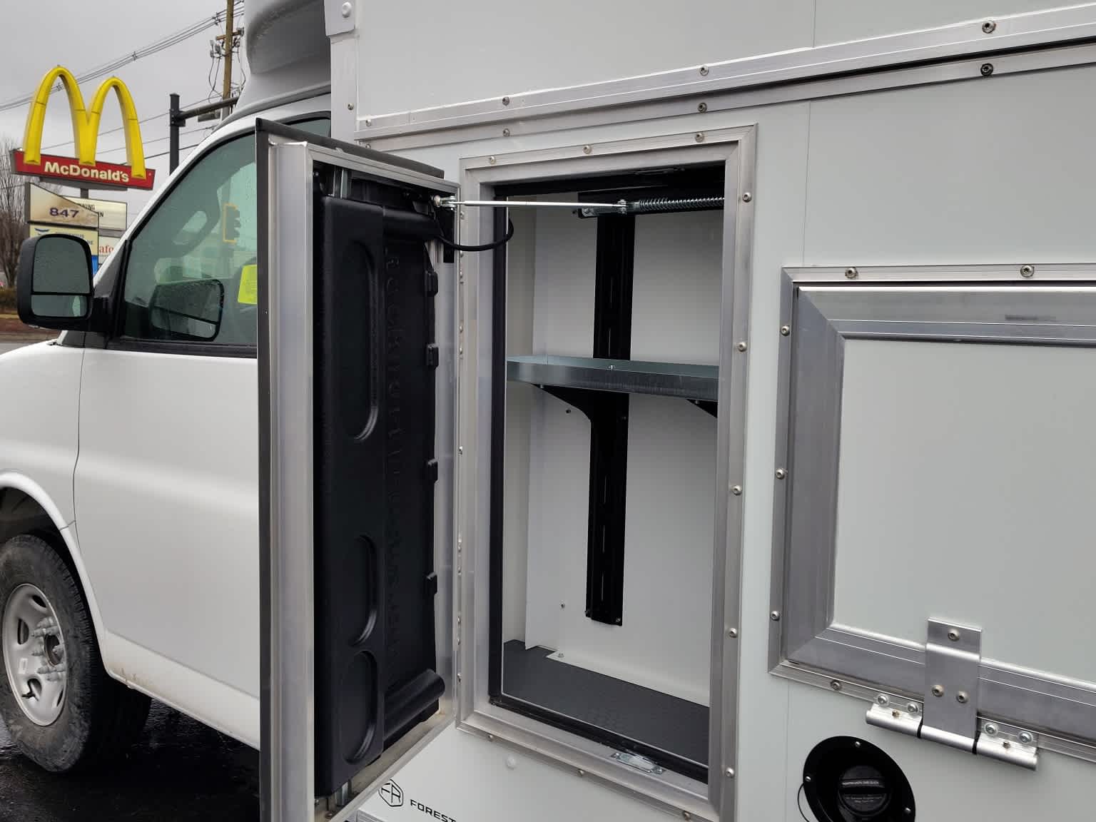 2025 Chevrolet Express  - Photo 11