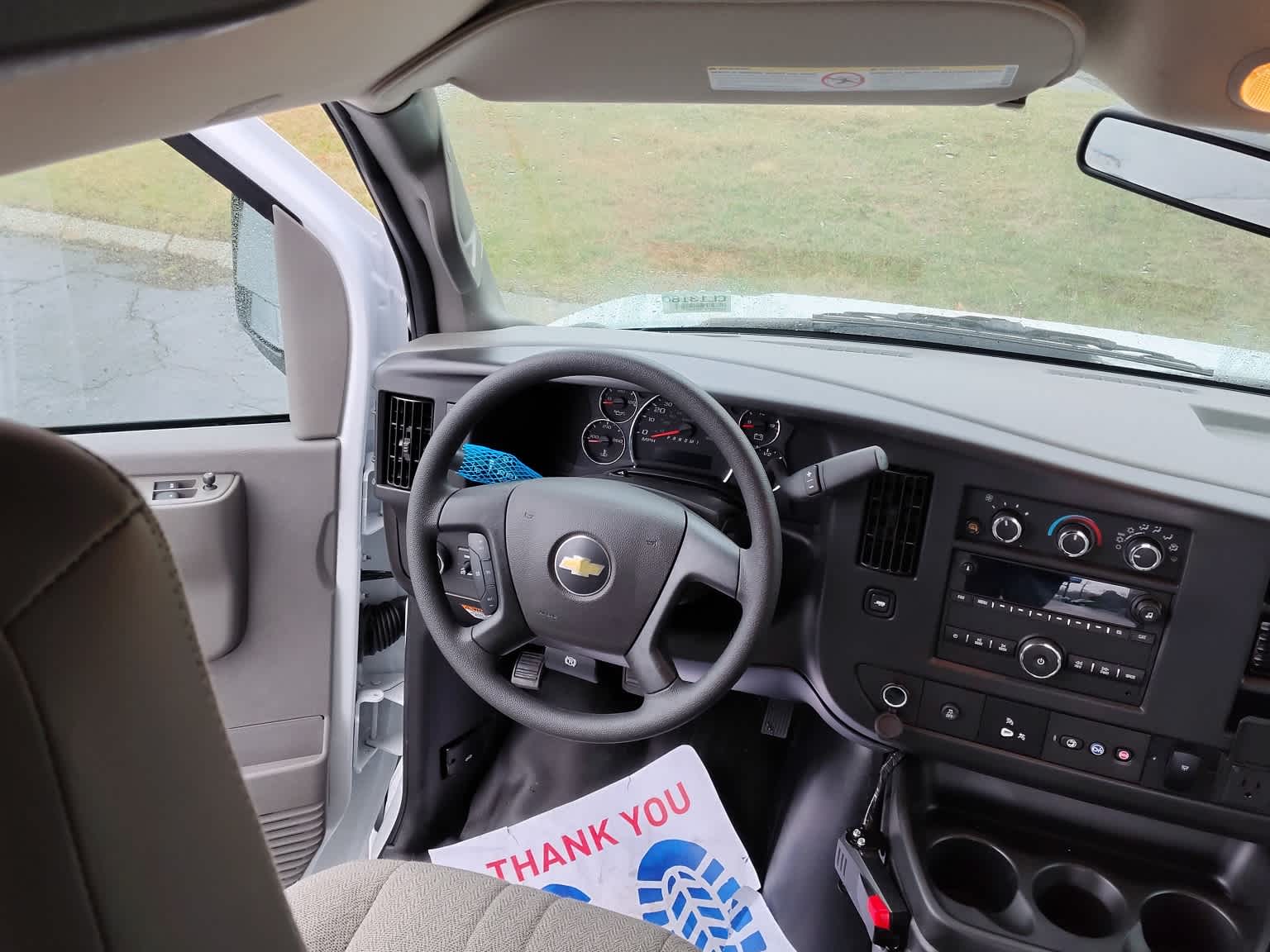 2025 Chevrolet Express  - Photo 20