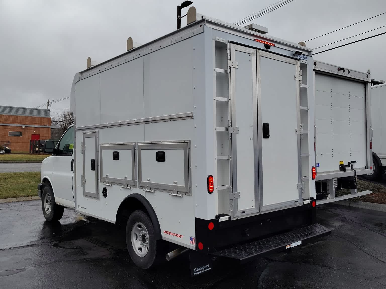 2025 Chevrolet Express  - Photo 4