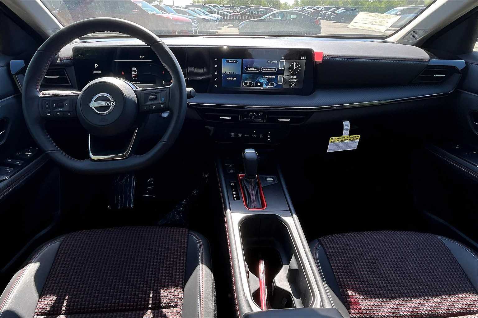2025 Nissan Kicks SR - Photo 11