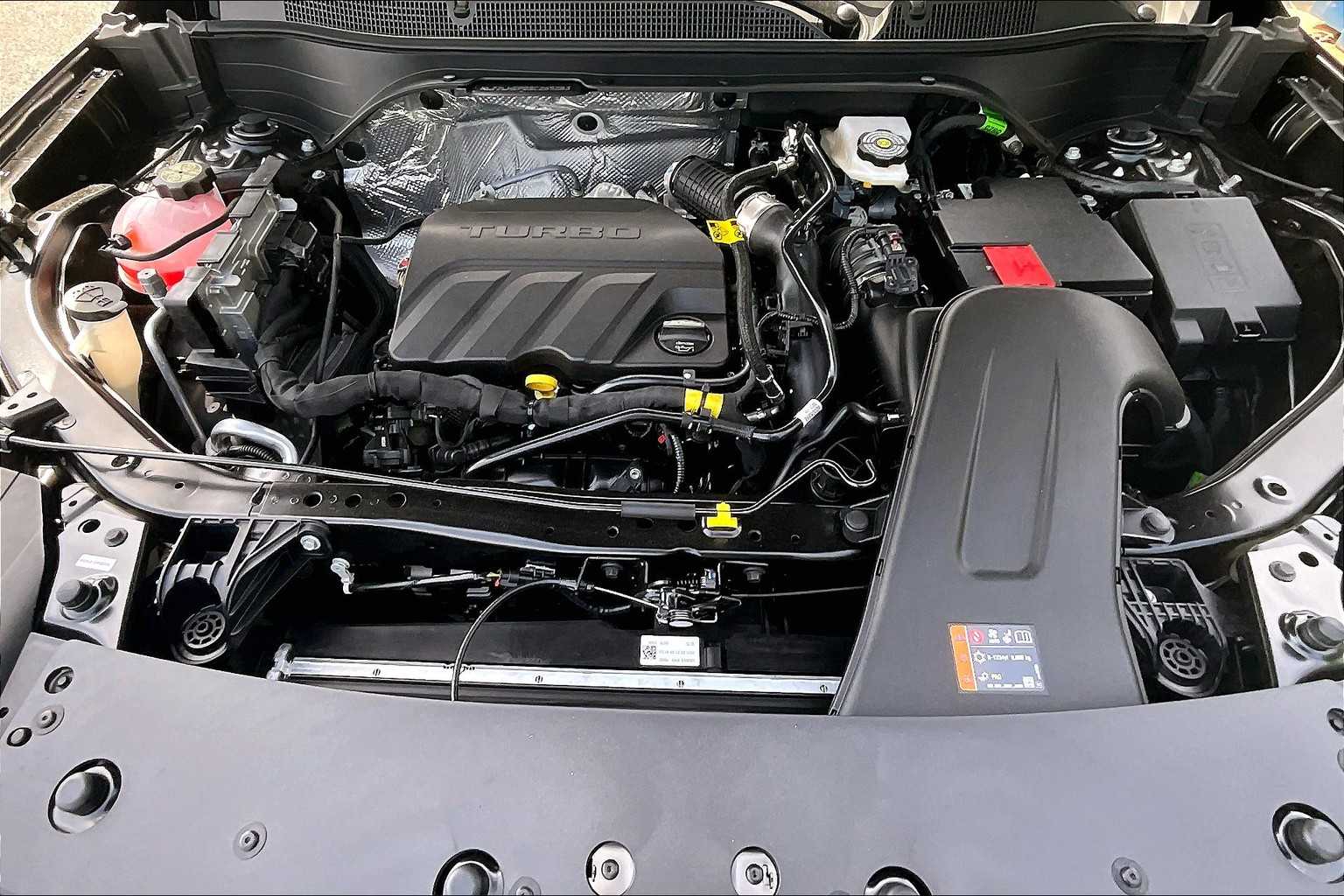 2025 Chevrolet Trax LT - Photo 16